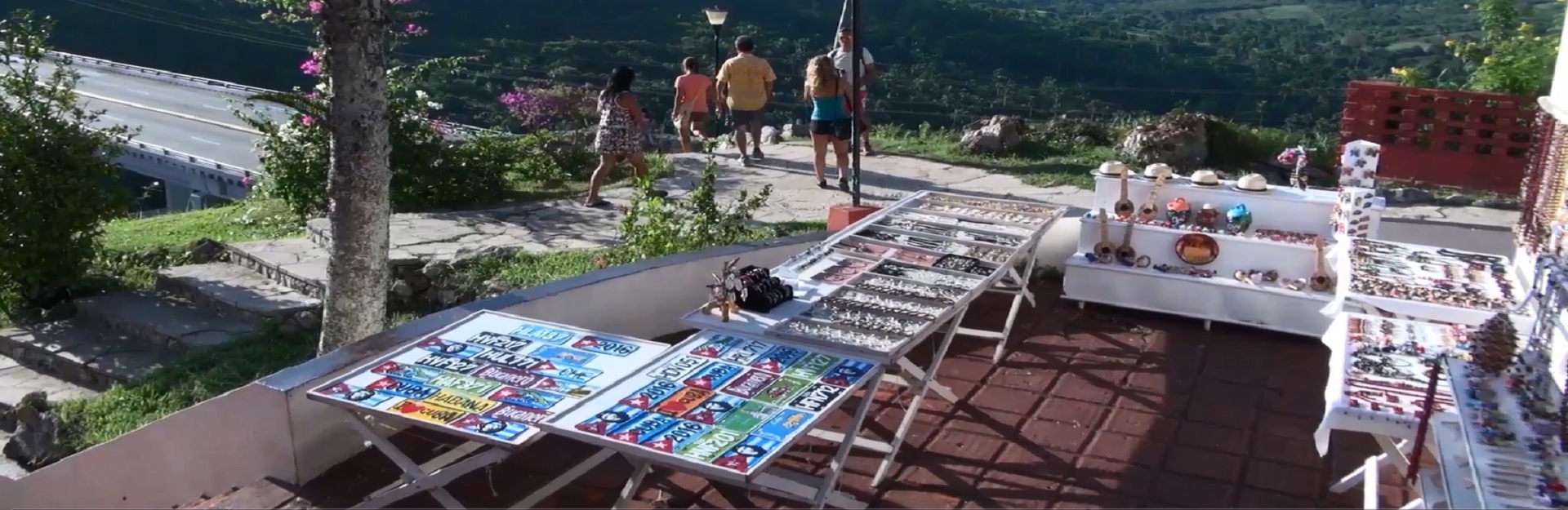 Store on the Bacunayagua bridge, Cuba Travel